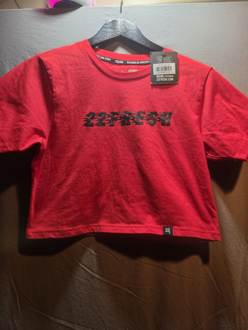 fresh Red Graphic Crop Tee